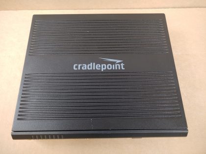 Great condition! Tested and pulled from a working environment! Whats shown in the pictures is what you'll receive!Item Specifics: MPN : AER2200UPC : N/ABrand : CradlepointModel : AER2200-600MMax. Wireless Data Rate : 600 MbpsMax. LAN Data Rate : 1000 MbpsNumber of LAN Ports : 8Type : Router - 7