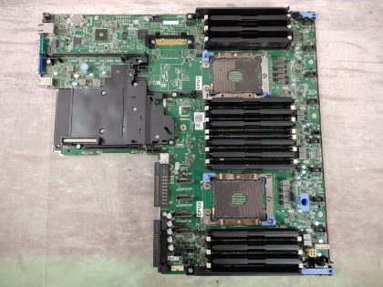 Excellent condition! Tested and pulled out of a working system. Whats shown in the pictures is whats included  [ R640 PowerEdge System Board + x2 Intel Xeon Gold 14-Core CPUs (SR3J3) + x2 Heatsink & Retainer clips ]Item Specifics: MPN : PHYDRUPC : N/ABrand : DellModel : PHYDRCompatible Processor Brand : IntelSocket Type : FCLGA3647Number of Memory Slots : 24Type : Server Motherboard - 4