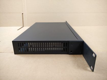 Good condition! Tested and pulled from a working environment! **POWER CORD INCLUDED**Item Specifics: MPN : ECS2100-10PUPC : N/AType : Ethernet SwitchForm Factor : Rack-MountableBrand : Edge-CoreModel : ECS2100-10PNetwork Management Type : Fully ManagedNumber of LAN Ports : 10Number of WAN Ports : 2Ethernet Technology : Gigabit Ethernet (1000-Mbit/s) - 6