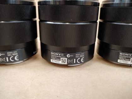 LOT of 4 - Good condition! Tested and pulled from a working environment. There is some writing on the lens covers and lens hoods. Whats shown in the pictures is what you'll receive. Item Specifics: MPN : SEL1855UPC : N/AFocal Length : 18-55mm