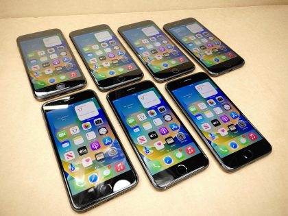 LOT of 7 - Apple iPhone 8 64GB Unlocked