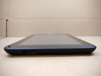 Good condition! Theres a few scuffs around the edges. **POWER ADAPTER INCLUDED**Item Specifics: MPN : Thrive AT100UPC : N/ABrand : ToshibaType : TabletProduct Line : ThriveOperating System : Android 4.0.4Screen Size : 10"Storage Capacity : 32GB + 4GB Micro SDColor : BlackModel : Thrive AT100Network : N/AConnectivity : Wi-Fi / BluetoothInternet Connectivity : Wi-Fi - 2