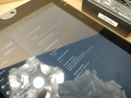 Good condition! Theres a few scuffs around the edges. **POWER ADAPTER INCLUDED**Item Specifics: MPN : Thrive AT100UPC : N/ABrand : ToshibaType : TabletProduct Line : ThriveOperating System : Android 4.0.4Screen Size : 10"Storage Capacity : 32GB + 4GB Micro SDColor : BlackModel : Thrive AT100Network : N/AConnectivity : Wi-Fi / BluetoothInternet Connectivity : Wi-Fi - 9