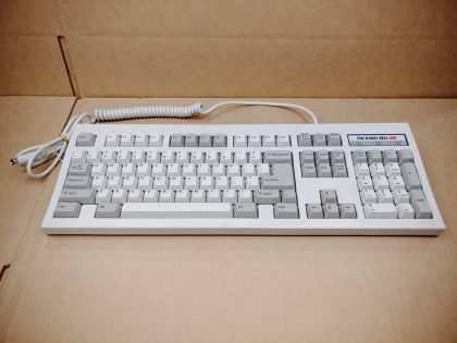 Good condition! Missing one rubber foot on the bottom. There is a small dent in the metal bottom. Tested and working as it should! Item Specifics: MPN : 5139UPC : N/AKeyboard/Keypad : QWERTYType : KeyboardConnectivity : WiredInterface : PS/2Brand : Packard BellModel : 5139Vintage : YES - 1