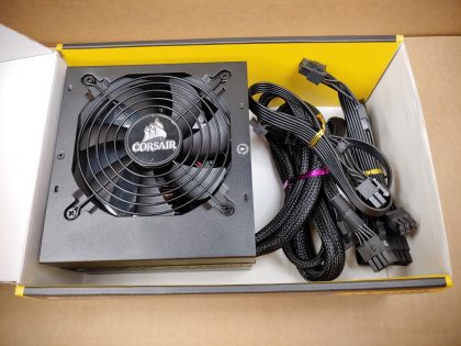 20+4Max. Output Power : 450 WBrand : CorsairCooling : FanModular : YesType : Power SupplyModel : Corsair CX450M - 2