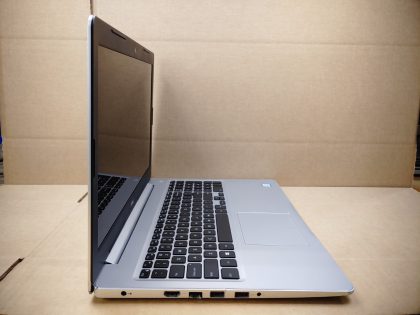 as well as the back left corner of the base and the corner of the lid (View image 8). The front right corner or the base has a crack in it (View image 9). The bottom plate is missing all the screws and one of the rubber feet (View image 6). Battery states fair but dies quickly when not plugged in.& ;Tested and Working as it should. Boots to the BIOs. May have a few minor cosmetic scratches/scuffs. For your help