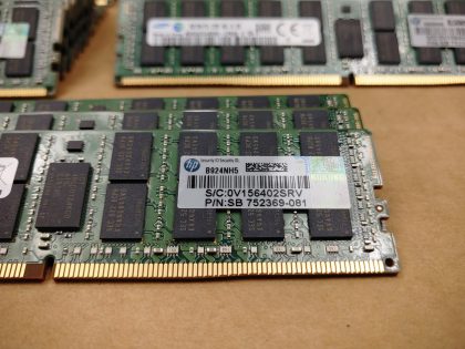 LOT of 64 - Excellent condition! Tested and pulled from a working environment! Item Specifics: MPN : M393A2G40DB0-CPB0QUPC : N/AType : MemoryForm Factor : DIMMBrand : SamsungTotal Capacity : 1024 GBBus Speed : PC4-2133PNumber of Modules : 64Capacity per Module : 16 GBModel : M393A2G40DB0-CPB0QNumber of Pins : 288 - 3