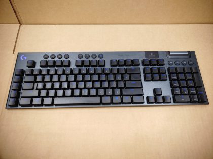 Great Condition! Tested and pulled from a working environment.May have some cosmetic light scratches/scuffs. **NO DONGLE OR CABLE INCLUDED**Item Specifics: MPN : Y-R0069UPC : N/AKeyboard/Keypad : QWERTY (Standard)Type : Gaming KeyboardConnectivity : Wireless / BluetoothFeatures : IlluminatedBrand : LogitechModel : G915 / Y-R0069 - 1
