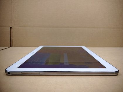 Good Condition! (NO CHARGER OR CABLE INCLUDED) There is a few very faint light scratches on the screen that are hardly noticable. Has been reset and ready to go!Item Specifics: MPN : SM-T900UPC : N/ABrand : SamsungType : TabletProduct Line : Galaxy Tab PROOperating System : Android 5.1.1Screen Size : 12.2"Storage Capacity : 32 GBColor : WhiteModel : SM-T900Carrier : N/AContract : N/AInternet Connectivity : Wi-Fi - 4