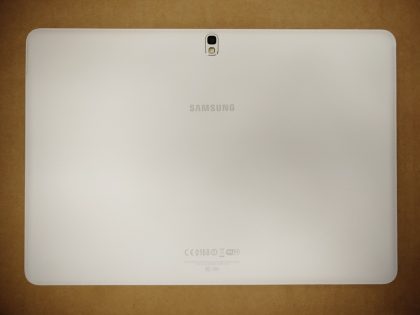 Good Condition! (NO CHARGER OR CABLE INCLUDED) There is a few very faint light scratches on the screen that are hardly noticable. Has been reset and ready to go!Item Specifics: MPN : SM-T900UPC : N/ABrand : SamsungType : TabletProduct Line : Galaxy Tab PROOperating System : Android 5.1.1Screen Size : 12.2"Storage Capacity : 32 GBColor : WhiteModel : SM-T900Carrier : N/AContract : N/AInternet Connectivity : Wi-Fi - 7