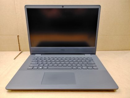 **LAPTOP DOES NOT POWER (DOA)** Screen looks to be in good shape