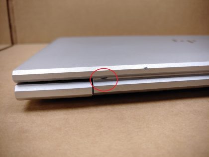 also 2 tiny pieces of plastic chipped off the back side of the hinge cover (View images 9 & 10). Fully Tested & 100% Functional ready to use out of the box