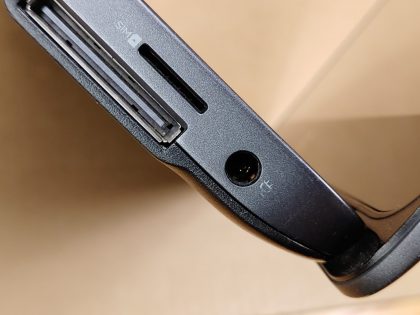 LAPTOP DOES NOT POWER** The metal in the SD card slot thats screwed down is broke off and not attached to the base