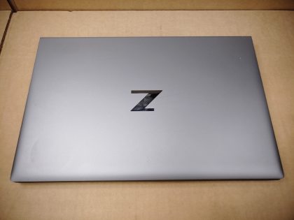 **2 KEYS WONT STAY ATTACHED