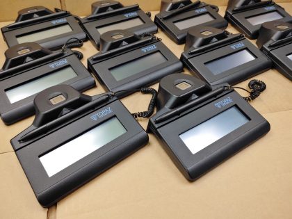 also a few may have a few scratches on the screen. Overall good condition! **NO CABLES OR CORDS INCLUDED** Item Specifics: MPN : TF-LBK460-HSB-R UPC : N/AType : Signature Capture PadConnectivity : USBColor : BlackBrand : TOPAZ Systems IncModel : TF-LBK460-HSB-R - 2