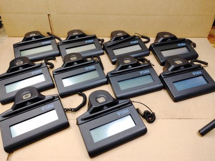 also a few may have a few scratches on the screen. Overall good condition! **NO CABLES OR CORDS INCLUDED** Item Specifics: MPN : TF-LBK460-HSB-R UPC : N/AType : Signature Capture PadConnectivity : USBColor : BlackBrand : TOPAZ Systems IncModel : TF-LBK460-HSB-R - 5