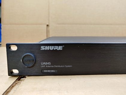 Good condition! Tested and pulled from a working environment! *NO POWER CORD INCLUDED*Item Specifics: MPN : UA845-USUPC : N/ABrand : SHUREType : Antenna Distribution SystemModel : UA845-USConnectivity : UHFForm Factor : Antenna Accessory - 2