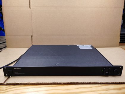 Good condition! Tested and pulled from a working environment! *NO POWER CORD INCLUDED*Item Specifics: MPN : UA845-USUPC : N/ABrand : SHUREType : Antenna Distribution SystemModel : UA845-USConnectivity : UHFForm Factor : Antenna Accessory - 1