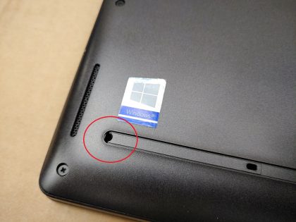 The screen has some wear fromn the keyboard/palmrest (View image 9). The bottom plate is missing a rubber strip