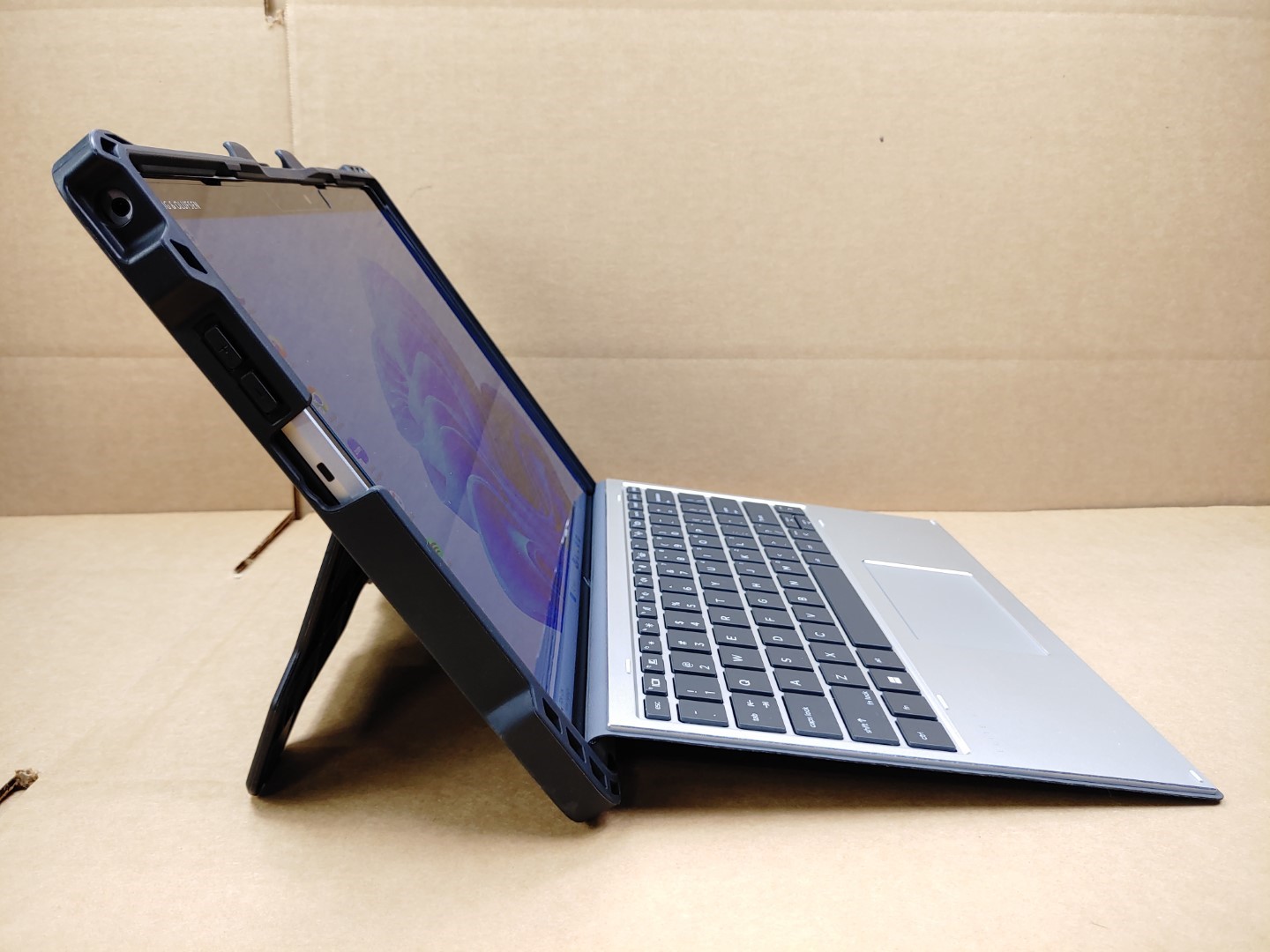 2026** **HEAVY DUTY TARGUS CASE + SCREEN PROTECTER INSTALLED & INCLUDED** Fully Tested & 100% Functional ready to use out of the box