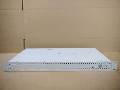 *NO POWER ADAPTER INCLUDED* Looks to be in good condition! Pulled from a working environment. Only powered on and shows GREEN flashing light. No other testing has been done. Item Specifics: MPN : PCS-400RUPC : N/AForm Factor : Rack-MountableBrand : LGProduct Line : N/AModel : PCS-400RType : Server - 1