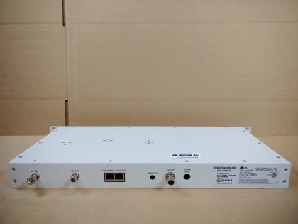 *NO POWER ADAPTER INCLUDED* Looks to be in good condition! Pulled from a working environment. Only powered on and shows GREEN flashing light. No other testing has been done. Item Specifics: MPN : PCS-400RUPC : N/AForm Factor : Rack-MountableBrand : LGProduct Line : N/AModel : PCS-400RType : Server - 7