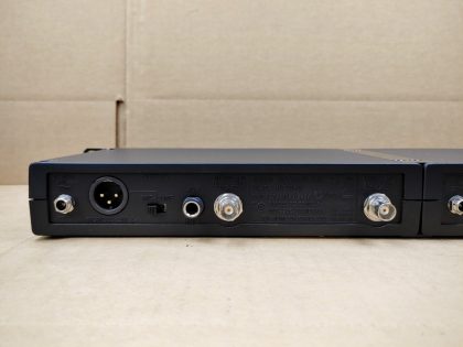 Tested and Pulled from a working environment! *NO POWER ADAPTERS INCLUDED*Item Specifics: MPN : ULXS4 J1UPC : N/ABrand : SHUREType : Microphone ReceiverModel : ULXS4 J1 554-590MHzConnectivity : WirelessMicrophone Form Factor : Handheld/Stand-Held - 4