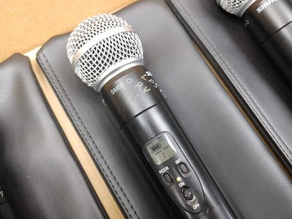 Pulled from a working environment. **NO 9-VOLT BATTERIES INCLUDED**Item Specifics: MPN : ULX2-J1UPC : N/ABrand : SHUREType : Wireless MicrophoneModel : ULX2-J1 SM58 / 554-590MhzConnectivity : WirelessMicrophone Form Factor : Hand-Held / Stand-HeldForm Factor : Wireless MicrophoneBundled Items : SHURE Bags - 1