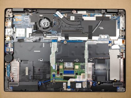 middle screw is broke out on the bottom plate (View images 8 & 9). Tested and Working. Boots to the BIOs. May have a few minor cosmetic scratches/scuffs. For your help