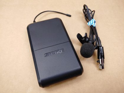 The rubber above the plug on the mic is coming apart but still fully working as it should (View image 10). Overall Good Condition! Tested and working