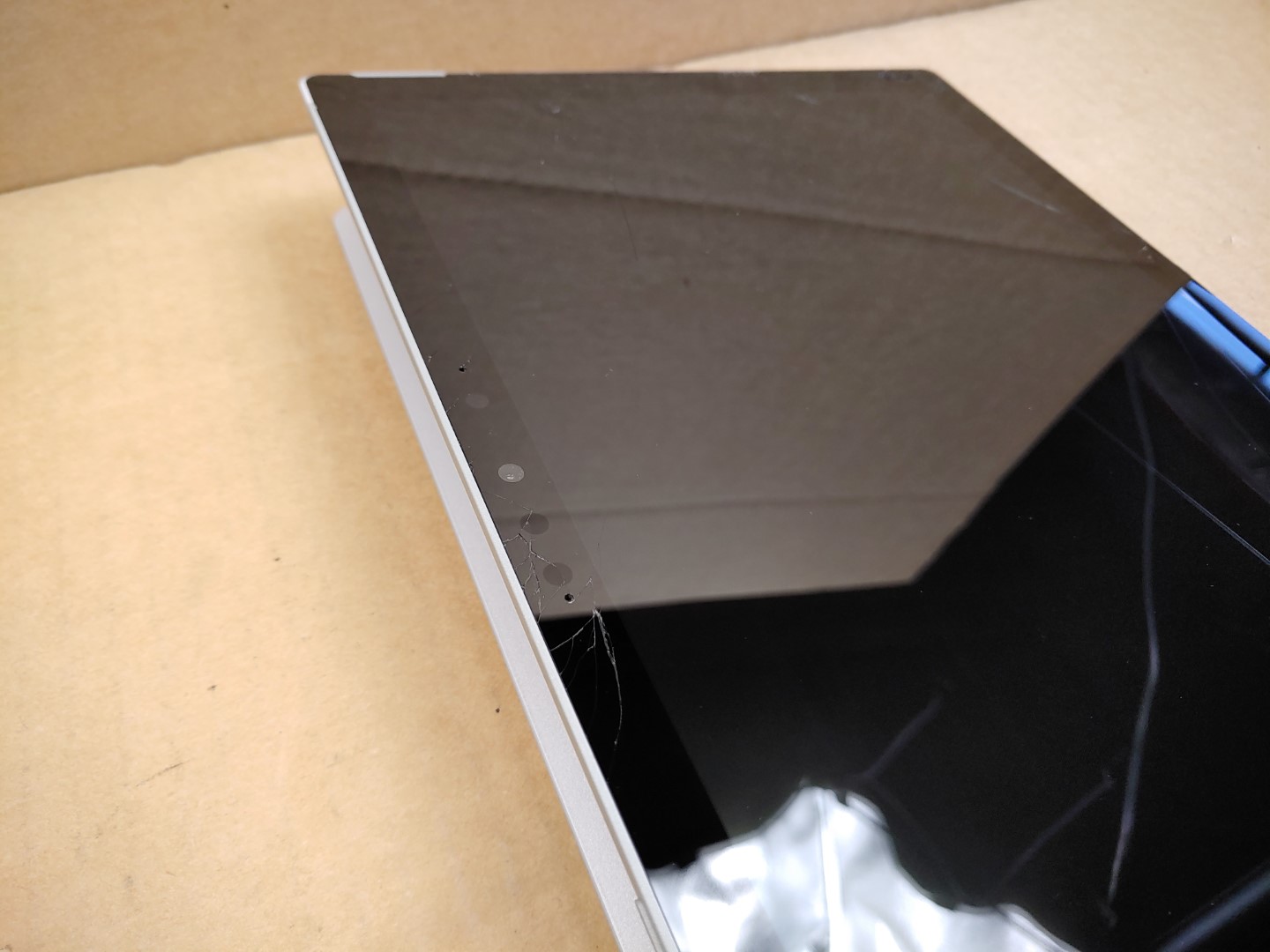 Microsoft Surface Pro 7 12.3" i5-1035G4✔8GB✔128GB✔Win11✔**NO AC**CRACKED GLASS** - Image 9