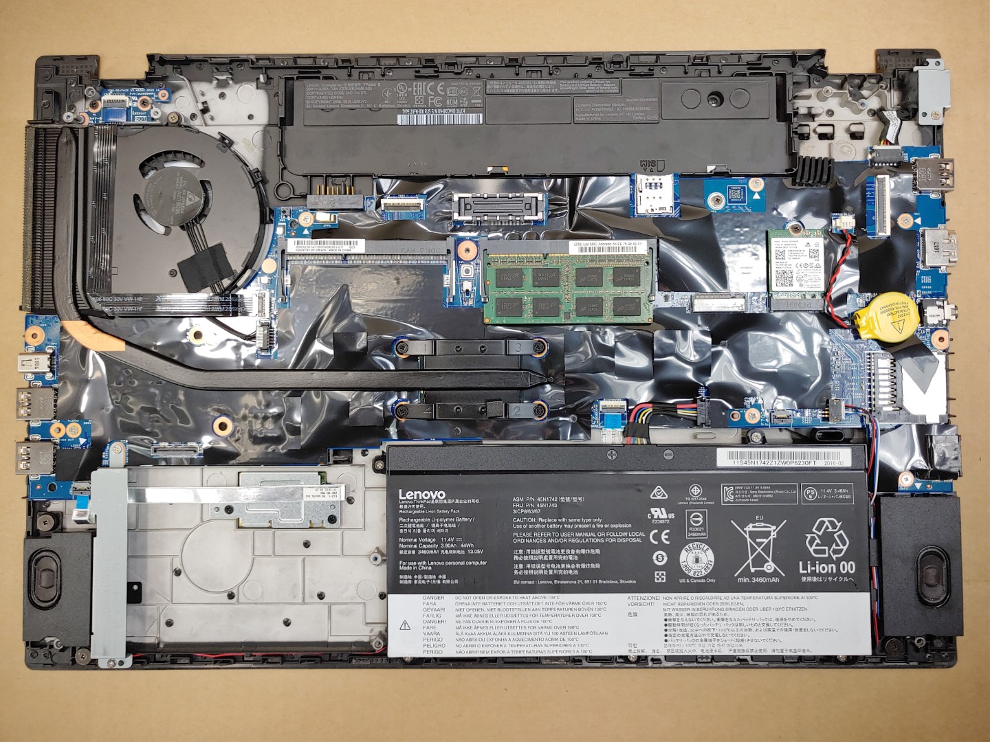 Lenovo ThinkPad T560 15.6" Intel i5-6300U✔8GB RAM✔ **NO HDD/NO AC** **READ** - Image 7