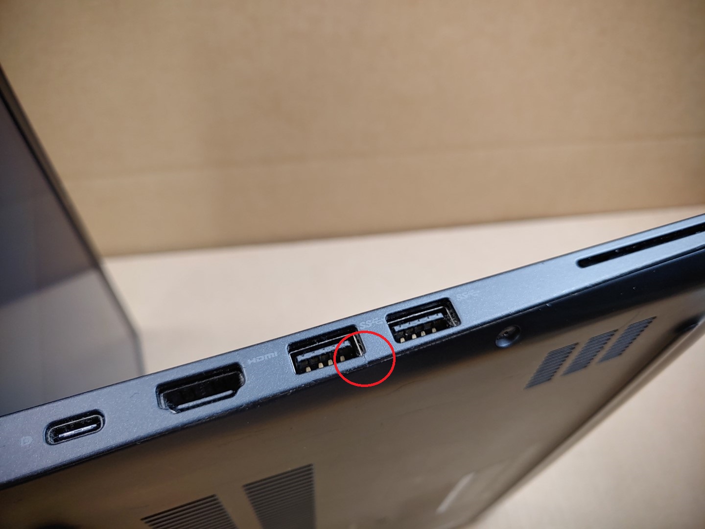 Dell Latitude 7490 14" Intel i5-7300U✔16GB RAM✔ *NO OS/NO SSD/NO AC* **READ** - Image 8