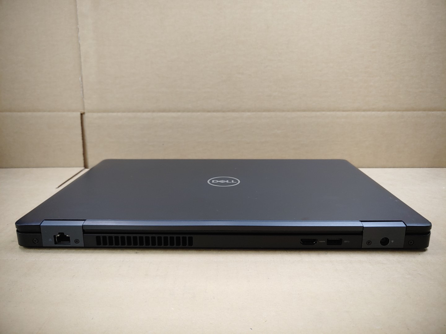 Dell Latitude 5590 15.6" i7-8650U✔ *NO HDD/BATT/RAM/AC* **NO POWER (DOA)** - Image 8