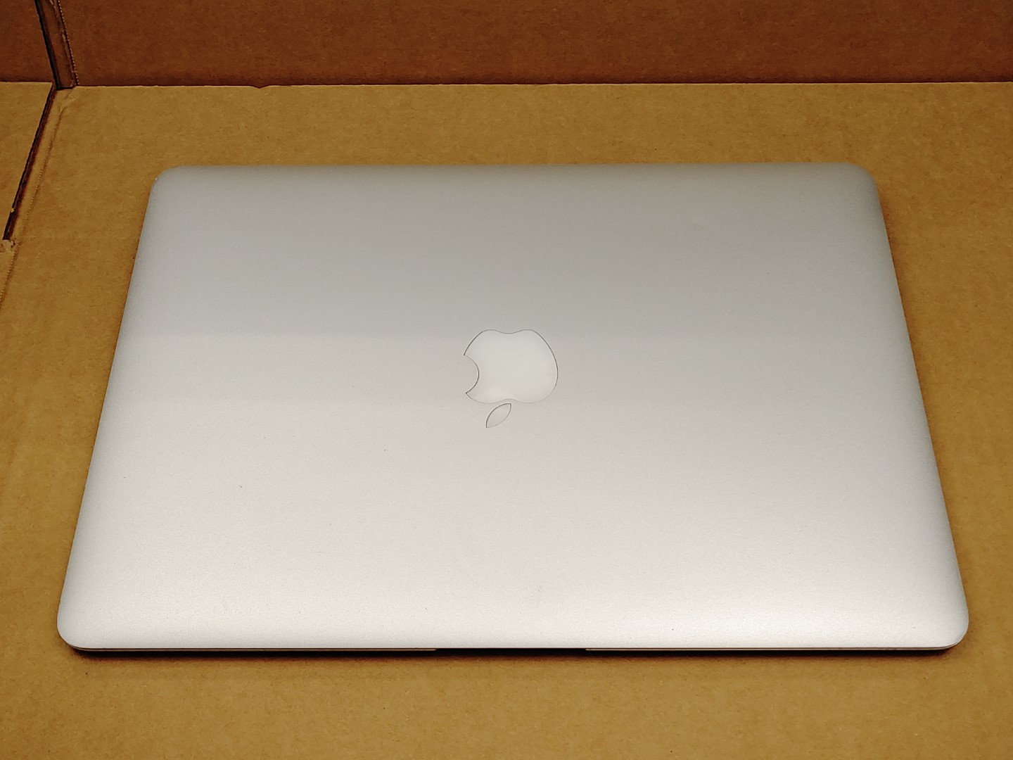 Apple MacBook Air 13" 2011 Intel i5 1.7GHz✔4GB✔256GB✔ **NO OS/NO AC** **READ** - Image 5