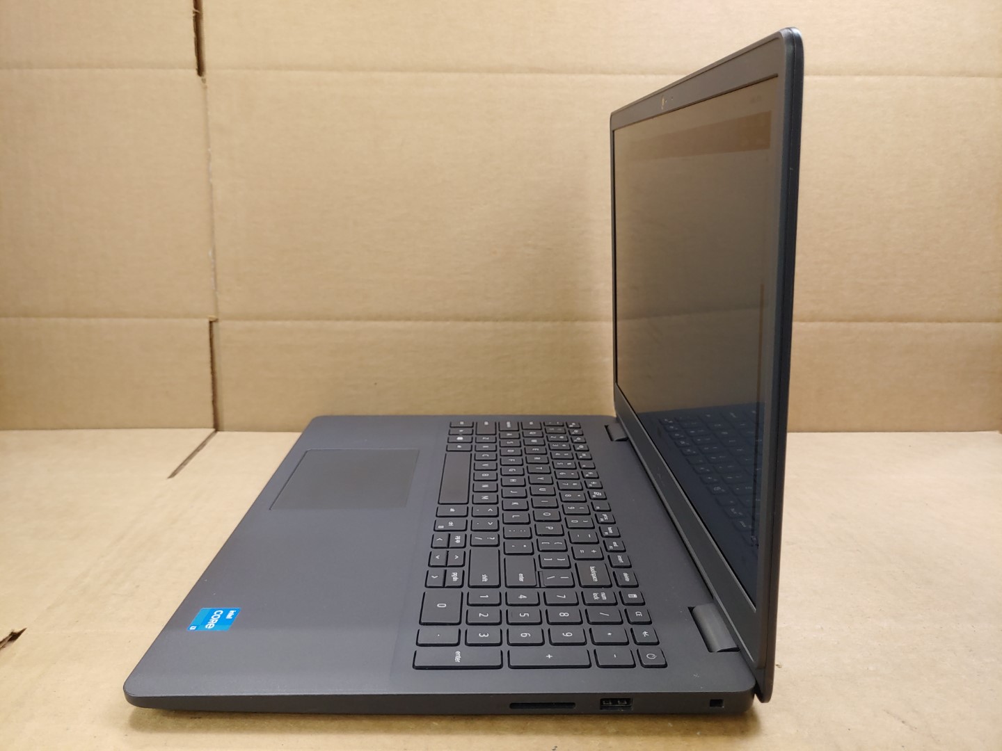 Dell Inspiron 3501 15.6" Intel i3-1115G4✔8GB✔1TB HDD✔ *NO OS/AC* **BAD DC JACK** - Image 3