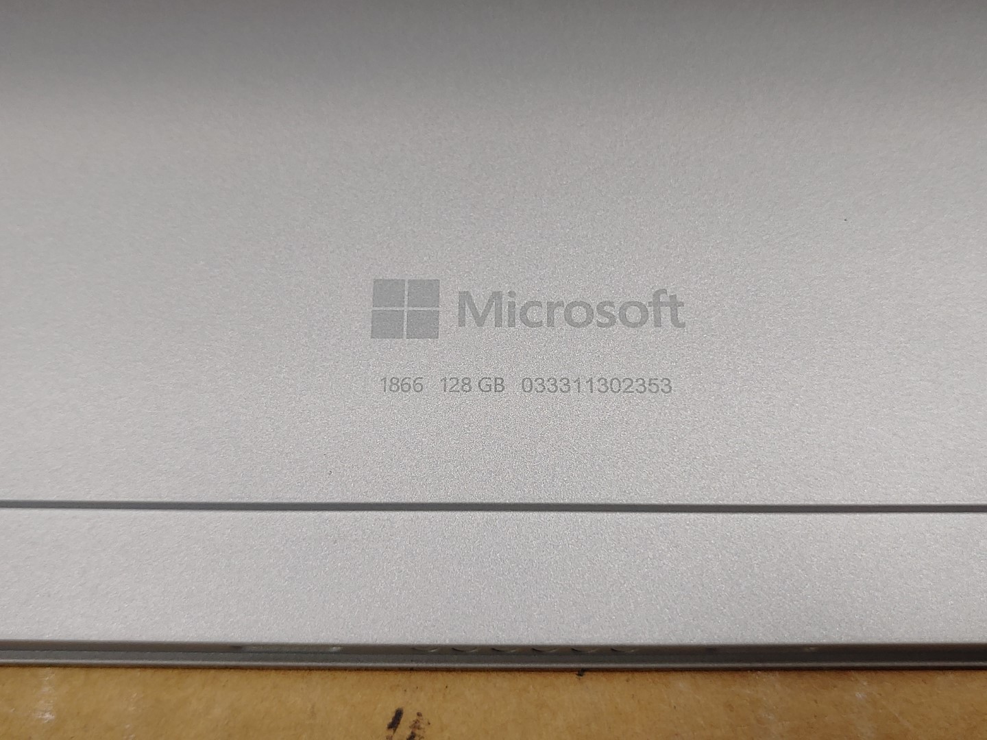 Microsoft Surface Pro 7 12.3" i5-1035G4✔8GB✔128GB✔Win11✔**NO AC**CRACKED GLASS** - Image 6