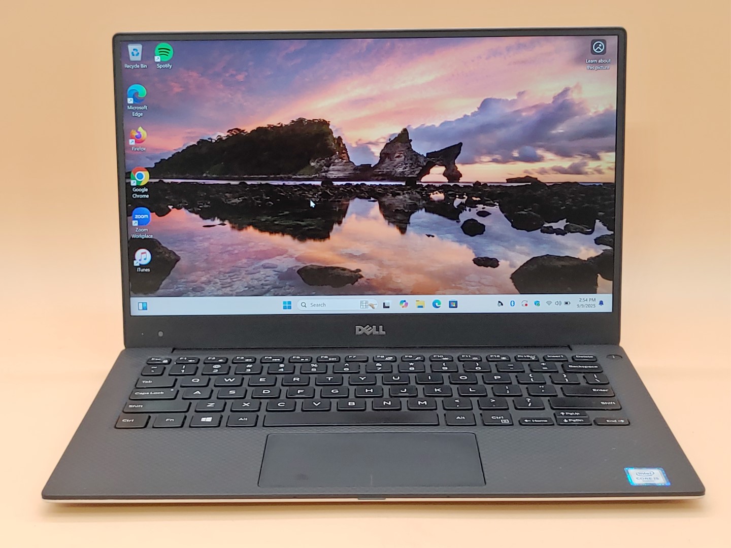 Dell XPS 13 9350 13.3" Intel i5-6200U✔4GB RAM✔128GB SSD✔Win11Home✔*NO A/C* READ*