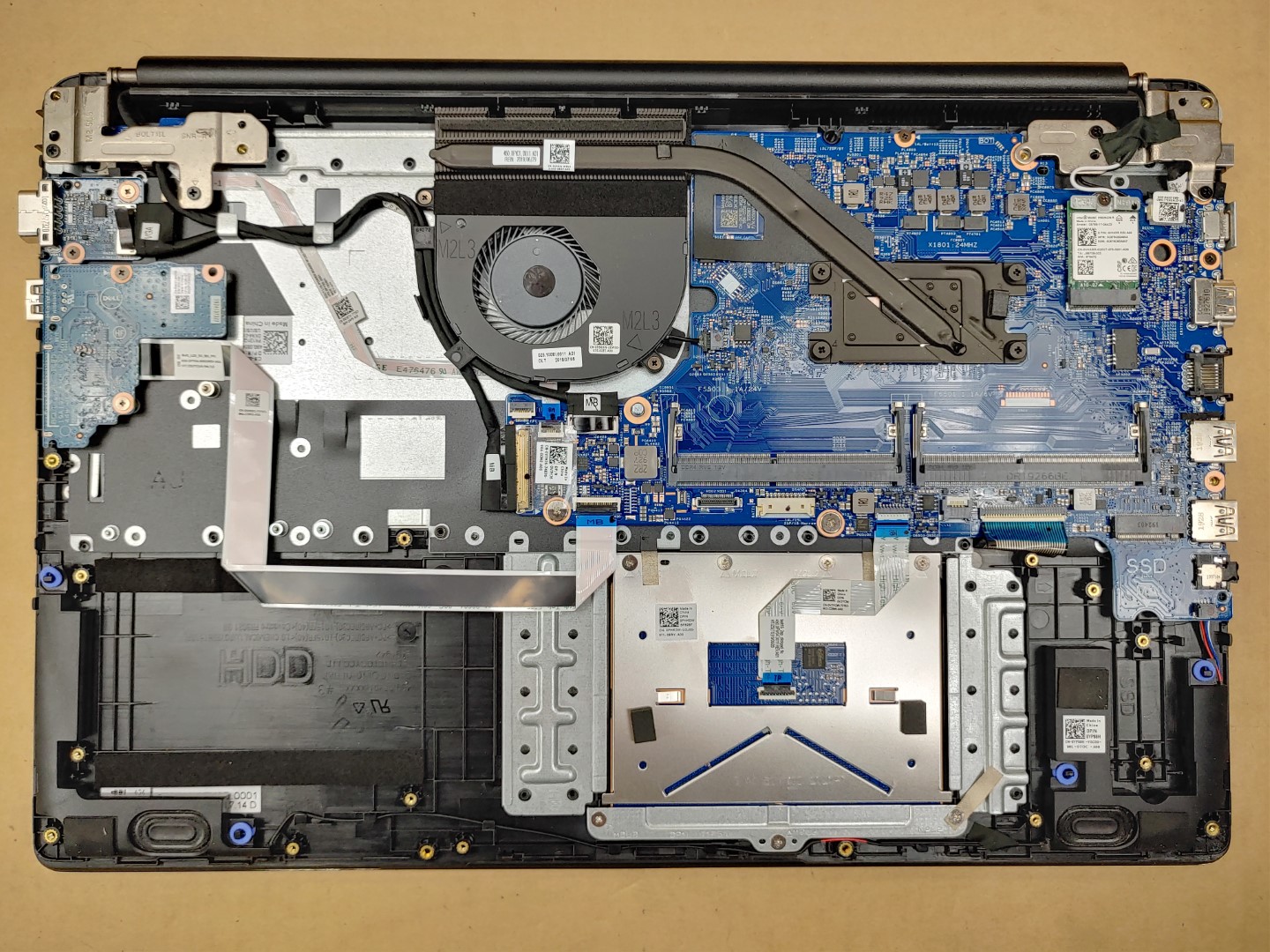 Dell Latitude 3500 15.6" Intel i5-8265U✔ *NO RAM/NO BATT/NO SSD/NO AC* *READ* - Image 7