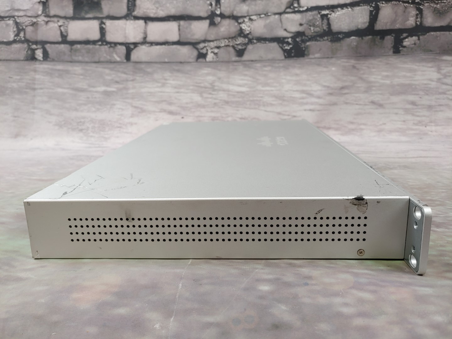 *UNCLAIMED* Cisco Meraki MS220-24p 24-Port PoE Switch (MS220-24P-HW) - Image 6