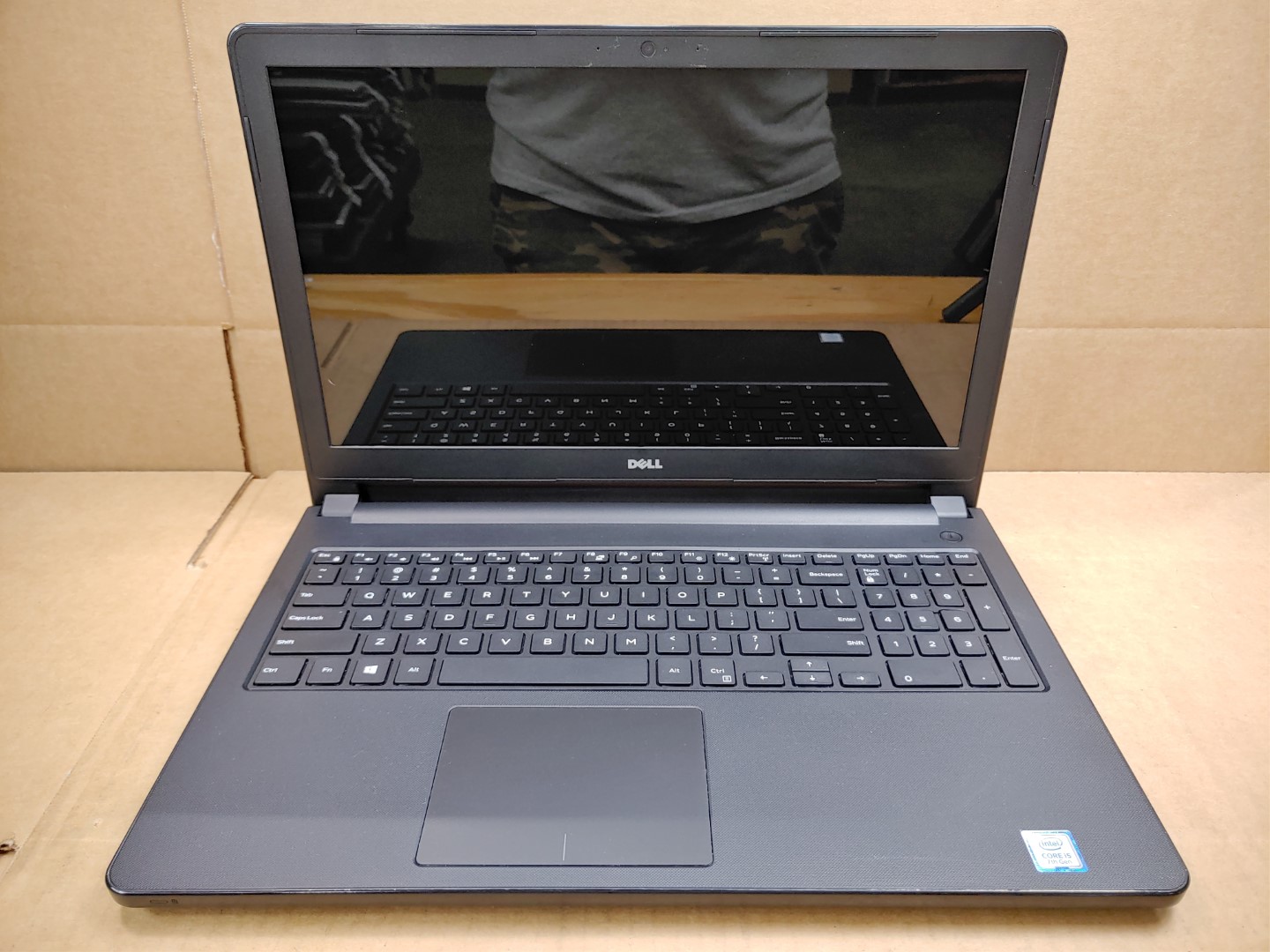 Dell Inspiron 15 5566 15.6" i5-7200U✔*NO RAM/NO BATT/NO AC**POWERS ON SHUTS OFF*