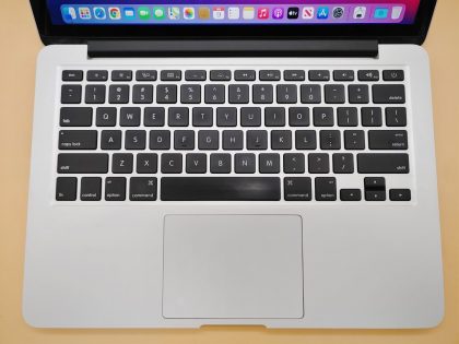 Apple MacBook Pro 13" Retina 2013 i5 2.4GHz✔8GB✔256GB✔ME864LL/A✔ *NO A/C* *READ* - Image 4