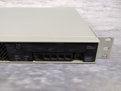 Cisco ASA5515-X (ASA5515 V01) Adaptive Security Appliance **No HDD** - Image 2