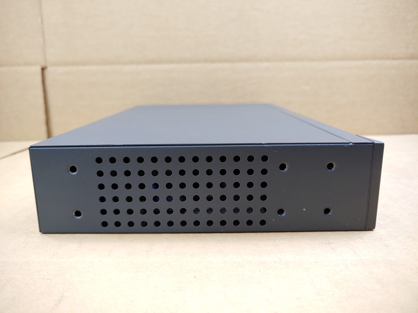 HP ProCurve 2615-8 PoE Switch J9565A w/ PSU + Shelf Bundle ✔✔✔ - Image 7