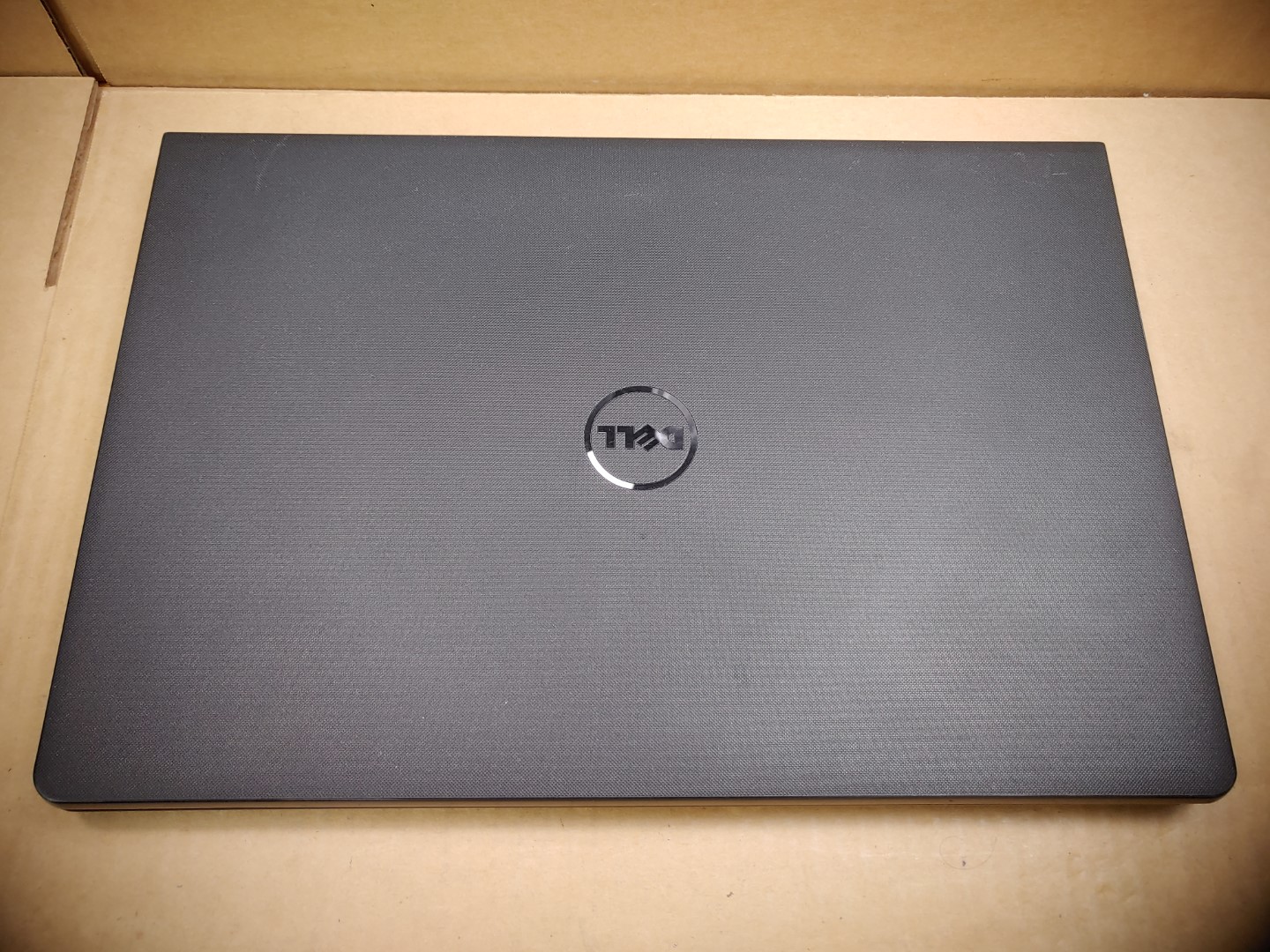 Dell Inspiron 15 5566 15.6" i7-7500U✔8GB✔ *NO HDD/NO AC* *POWERS ON SHUTS OFF* - Image 5