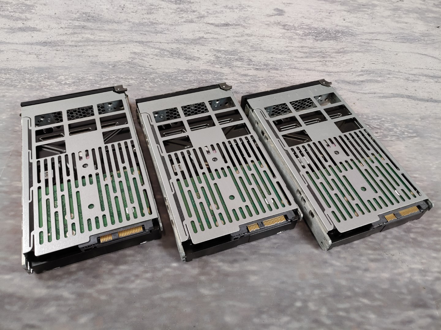 LOT of 3 - DELL ST33000650SS 3TB 7.2K 3.5'' SAS 6Gbps Hard Drives W/TRAY | 91K8T - Image 5