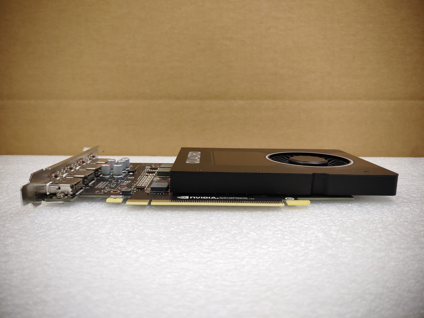 Dell NVIDIA Quadro P2200 5GB GDDR5X 4x DisplayPort Graphics Card (2G8WC / PX8M5) - Image 3
