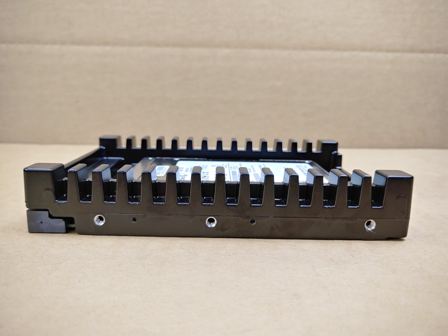 Seagate 1200 400GB 12Gb/s SAS 2.5" SSD ST400FM0073 w/ 3.5 WD Icepack WDSL003B-02 - Image 4