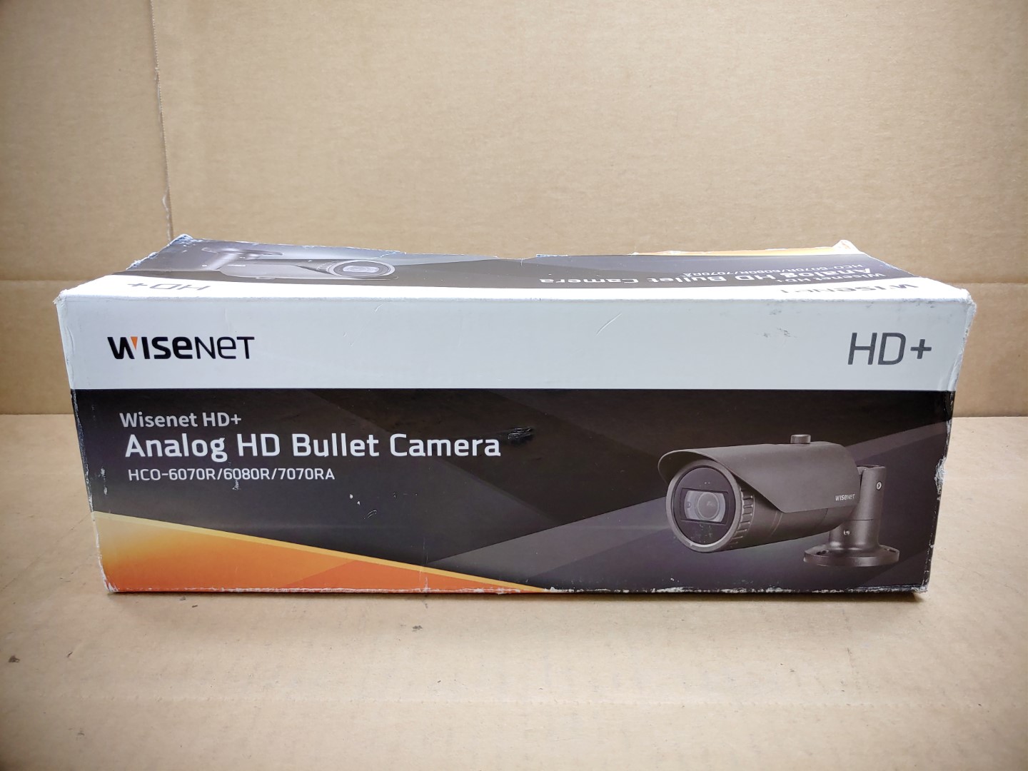 Wisenet HD+ Analog HD Day/Night Bullet Camera HCO-7010RA ✔✔✔✔