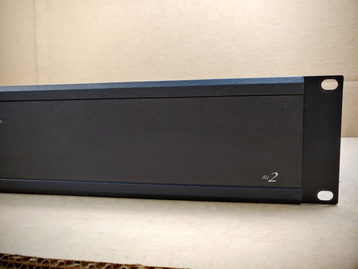 Crestron AV2 Audio Video Control Processor w/ C2ENET-2 & Rack-Ears ✔✔✔ - Image 3